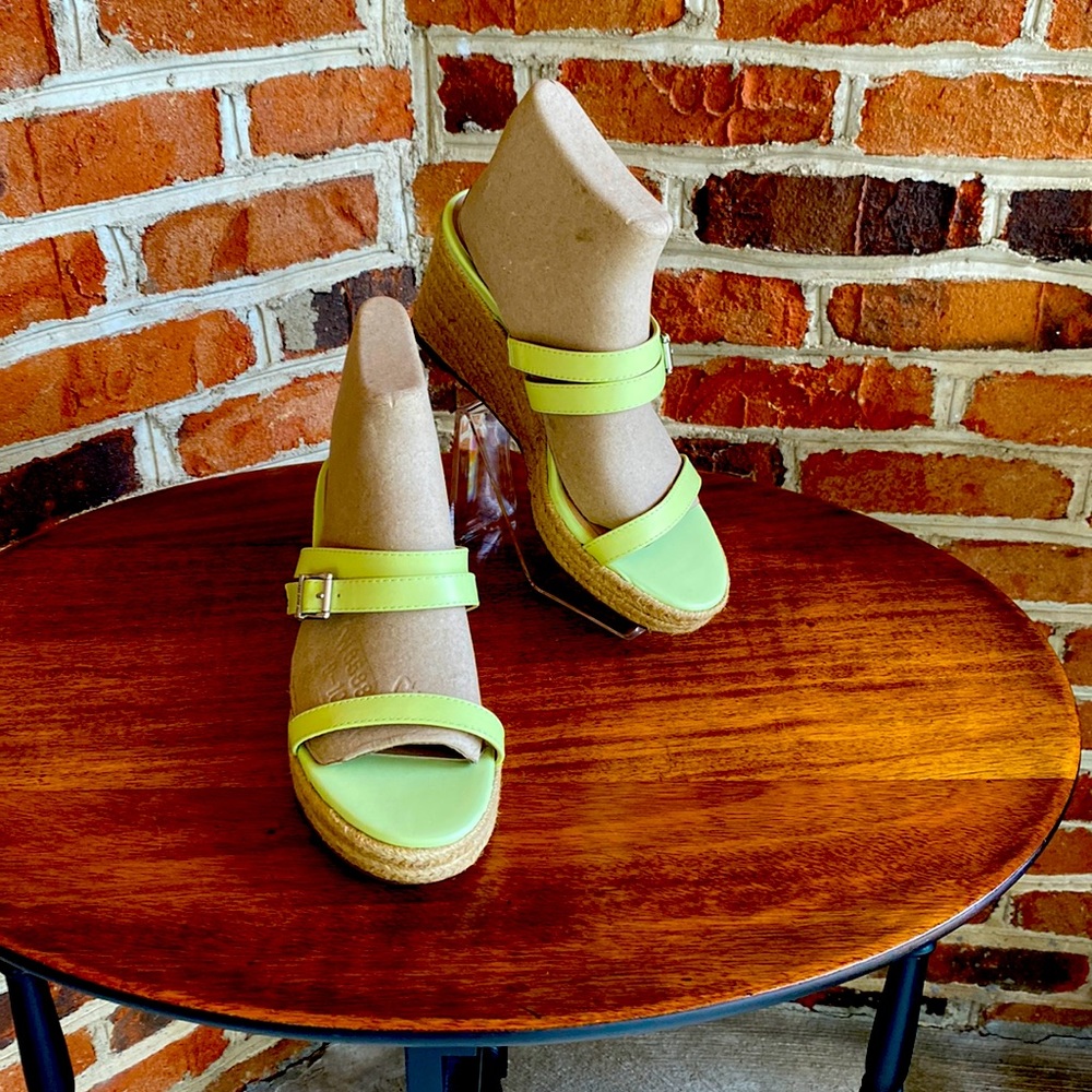 Vionic 3 inch wedge heels, lime green, size 8, brand new